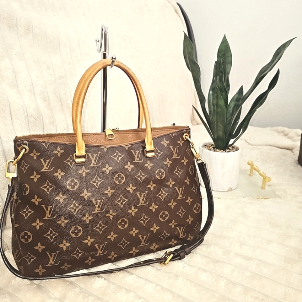 🔥😍BEAUTIFUL CONDITION 🔥 AUTHENTIC LOUIS VUITTON PALLAS - Picture 16 of 16